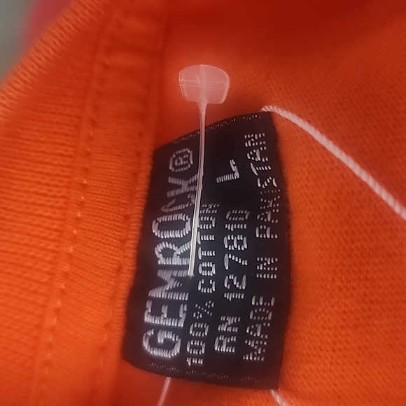 Custom Made Tee By Lifestyles "The Label" - Picture 4 of 5